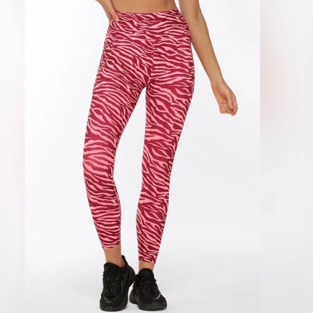 Wilo The Label Activewear Women's Pink Animal Zebra Print Legging Size Medium
